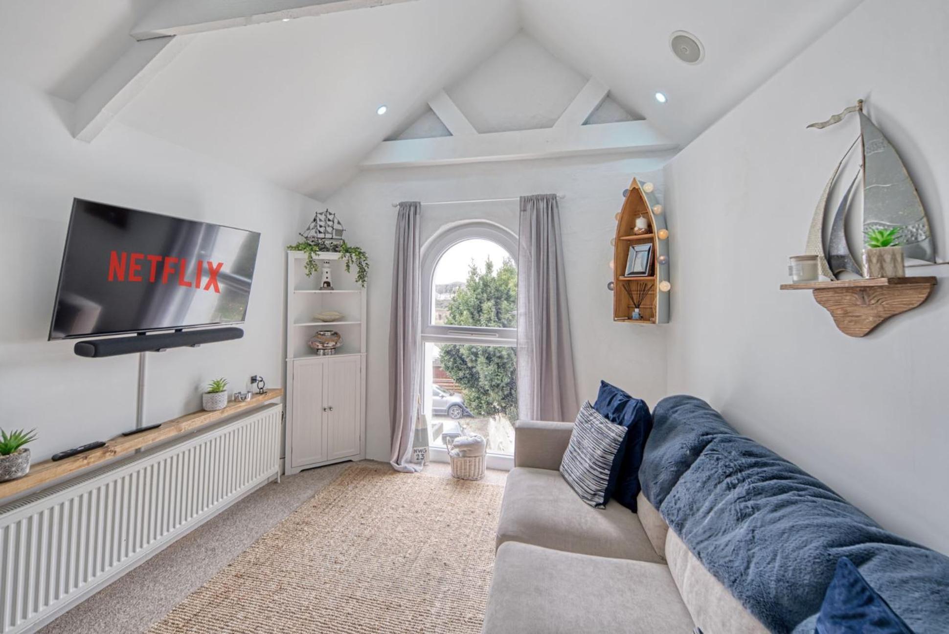 Apartment Host & - Sail Loft